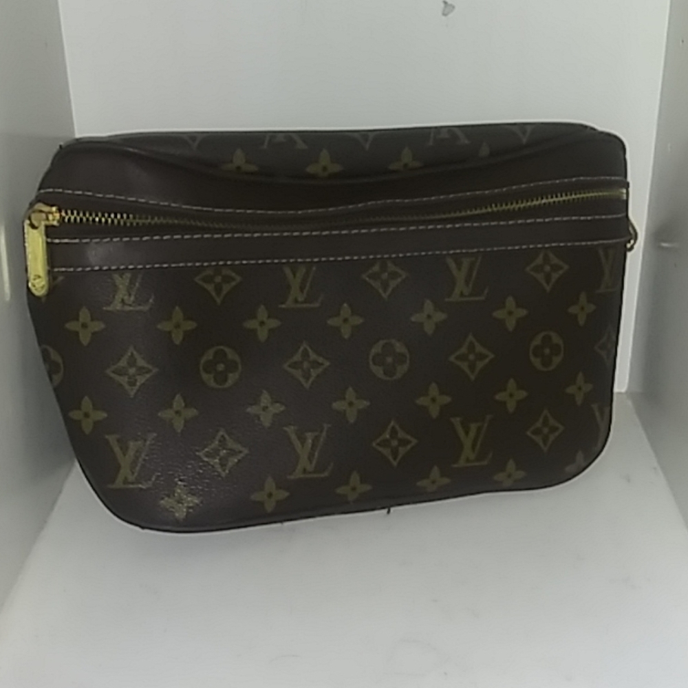 Fanny pack/shoulder bag 11in. W &7 in.long